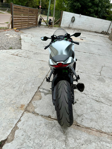 Kawasaki Zx10r