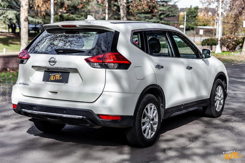 Imagen 6 de 14 de Nissan Xtrail 2.5 Sense 2018
