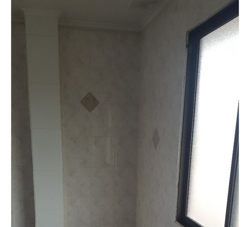 Casa Remodelada, 2 Pisos, Amplio Terreno