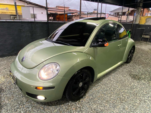 Volkswagen New Beetle 2.0 3p Automática