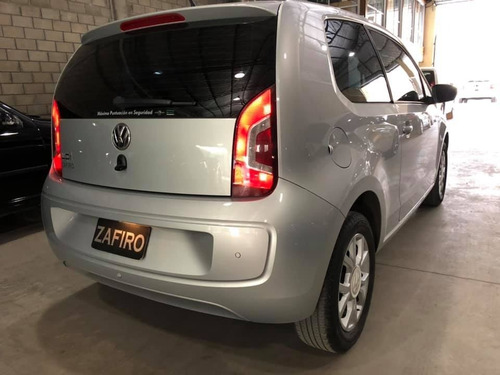 Volkswagen High Up - 60.000 Kms - Año 2015