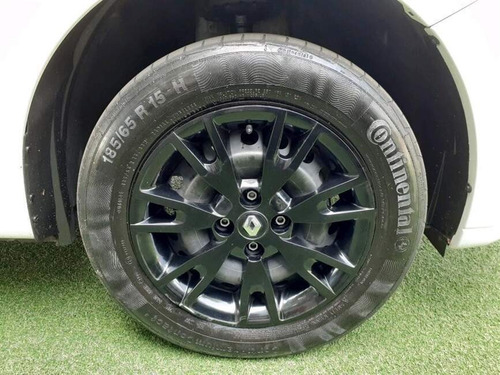 Imagem 12 de 12 de Sandero 1.0 12v Sce Flex Zen Manual