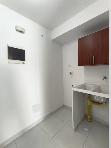 Apartamento En Arriendo En Prados Del Este. Cod A30741
