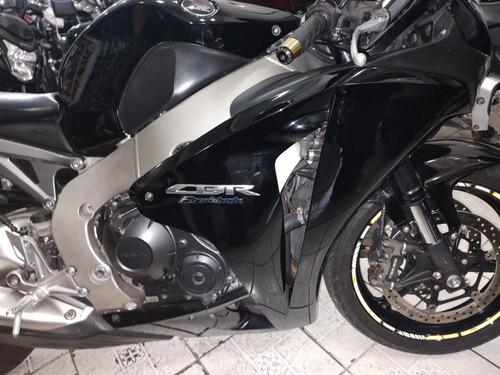 Imagem 7 de 15 de Honda Cbr 1000 Rr Fireblad