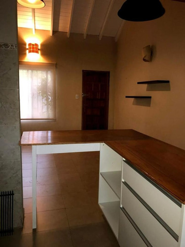 Imagen 3 de 11 de Dúplex En Venta En Pilar