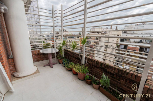 Venta Departamento 4 Ambientes Con Dependencia En Flores Sobre Avenida Avellaneda