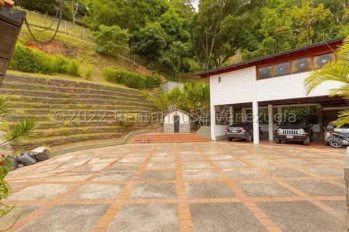 Casa En Venta Los Campitos Lp