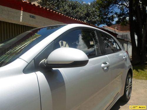 Kia Rio 1.4 Vibrant Mt Full Equipo