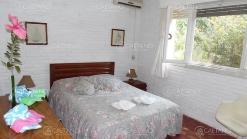Venta Casa 4 Dormitorios. Solanas, Punta Ballena.