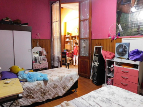 Imagen 3 de 15 de Casa De 3 Dormitorios Sobre Cnel Raíz A Pasitos De Aparicio Saravia (centro Comercial)