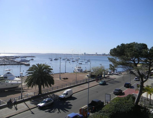 Imagen 21 de 21 de Apartamento Frente Al Puerto - Punta Del Este Puerto