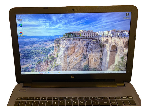 Hp Notebook 15-af111la, Amd A8, 8gb Ram, 256gb Ssd (Usado)