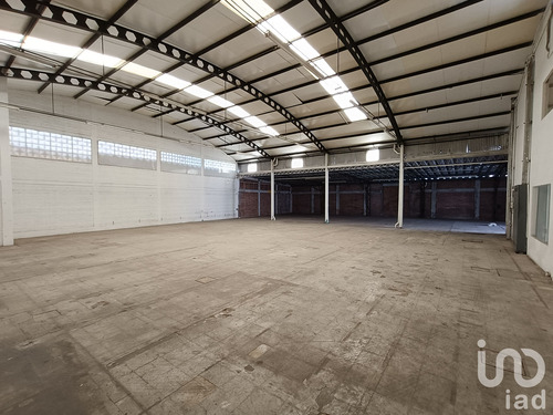 Venta Bodega 7 Ambientes Colima Centro