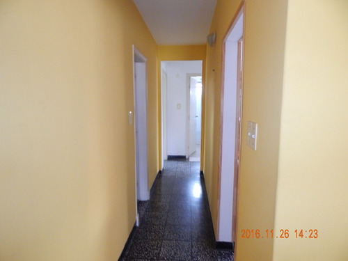 Venta - Piriápolis - Orden De Vender!!! Casa Amplia Con Apto Al Fondo Y Terreno Al Frente En Excelente Zona - Ref 1549