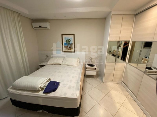 Imagem 15 de 18 de Casa A Venda Em Brusque/sc - 1770
