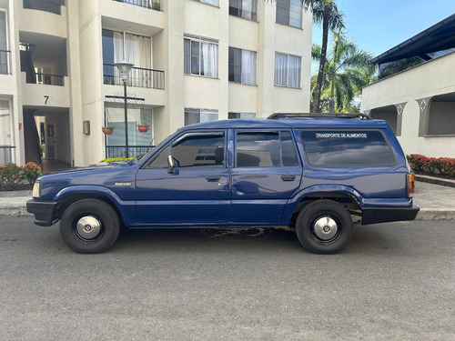 Mazda B2000 2.0