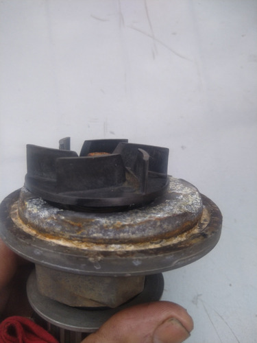 Bomba D'água Omega Ohc 2.2 (Usado)