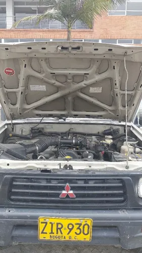 Mitsubishi L200 2.4l