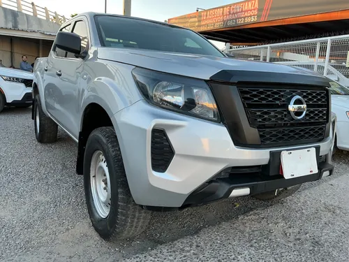 Nissan Frontier 4p DC Diesel L4/2.5/T 4x4 Man