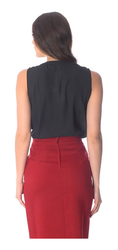 Blusa Con Bordado En Pecho Negro Zoara T- M/ 30