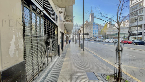 Imagen 10 de 26 de Gran Local Comercial Sobre Av Córdoba . Retiro