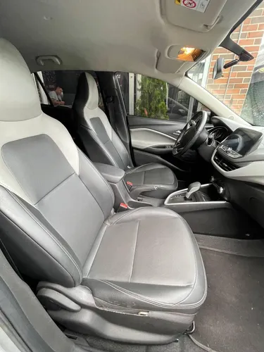 Chevrolet Onix 1.0T Premier Hatch At