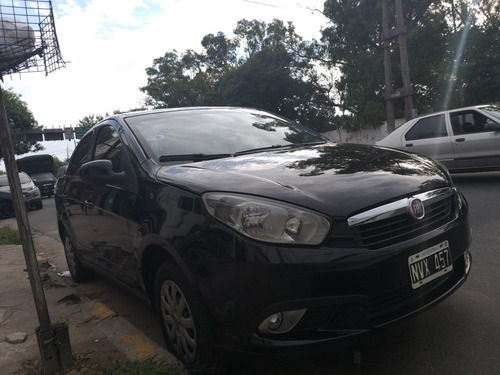 Fiat Grand Siena 1.4 Attractive Gnc Vtv Permuto