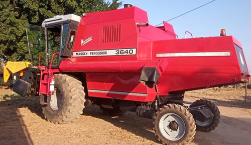 Colheitadeira Massey Ferguson 3640 Ano 2005