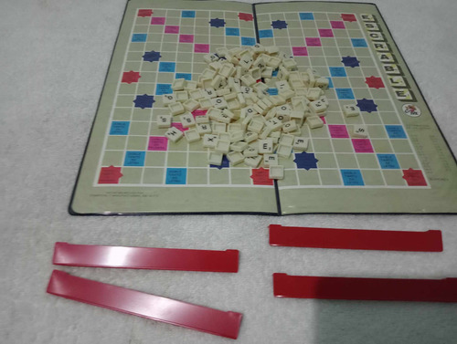 Juego De Mesa Scrabble De Birjan (a2) (Usado)