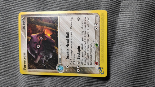 Forretress 28/97 Dragon Rombo (Usado)
