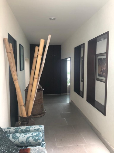 Imagen 11 de 30 de Moderna Casa En Venta, Renta O Renta Con Opción A Compra
