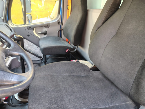 Freightliner Torton 2017 Caja Seca 26 Pies Motor Cummins