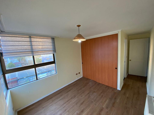 Arriendo Depto 2d Y 2b . Cercano Udec, Udd Y Hggb