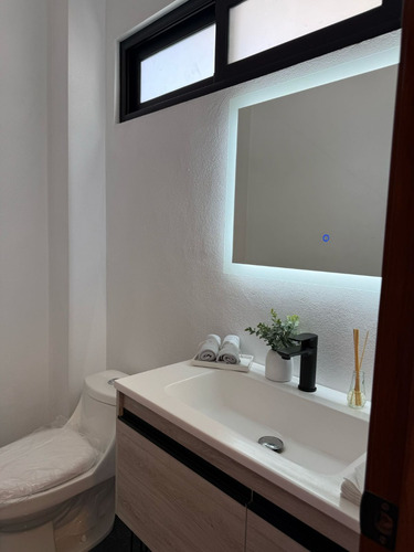 Moderna Casa Nueva En Venta Villas Zacango Calimaya, De 3 Niveles, Cerca De Colegios, Centros Comerciales, Zoológico, Etc