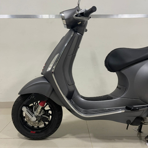 Vespa Sprint 150s 2018 Usada - 7.900 Km