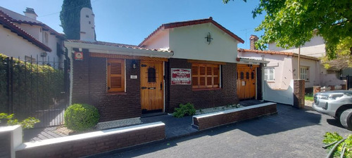 Casa En Venta En Lujan Centro