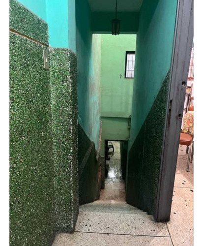 Vendo Edificio 580m2 Catia 8162