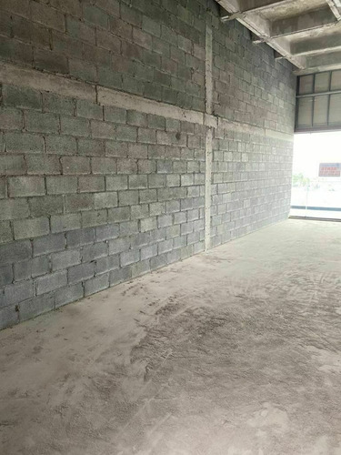 Imagen 9 de 10 de Local Comercial Venta Plaza Malibu Pte De La Ciudad