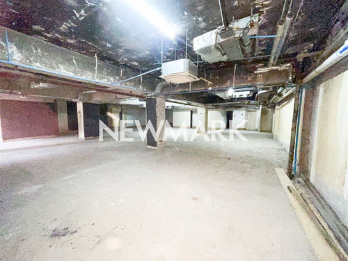 Local Comercial En Arriendo En Iconico Edificio