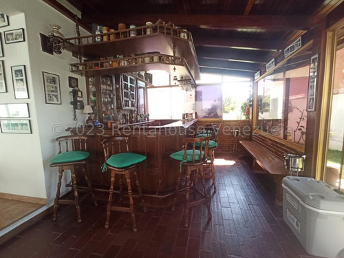 Imagen 12 de 16 de Excelente Y Agradable Casa En Venta Los Samanes, Caracas Calle Cerrada Con Acceso Controlado 23-26542