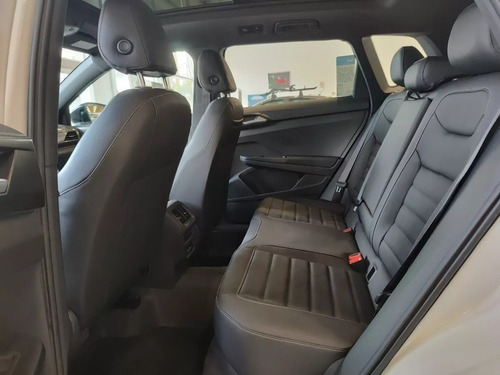 Volkswagen Taos Highline Bi Tono
