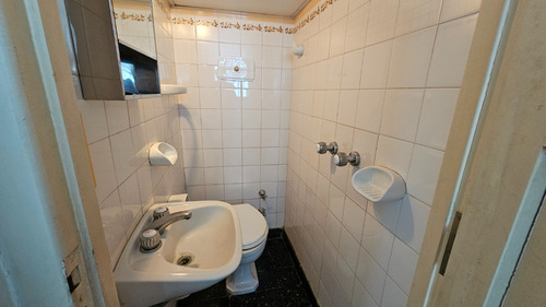 En Alquiler 24 Meses. Departamento De 4 Ambientes Con Baulera. Plaza Mitre.