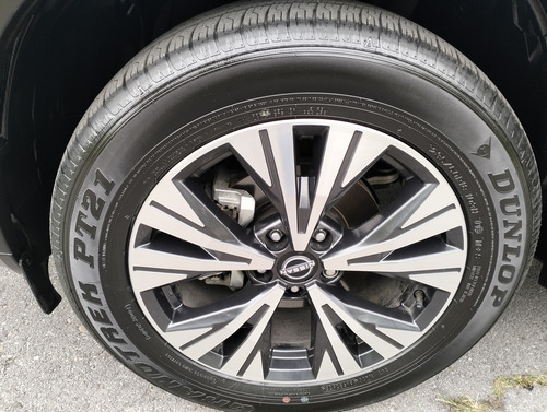 Nissan X-Trail 2.5 Exclusive 2 Row Cvt