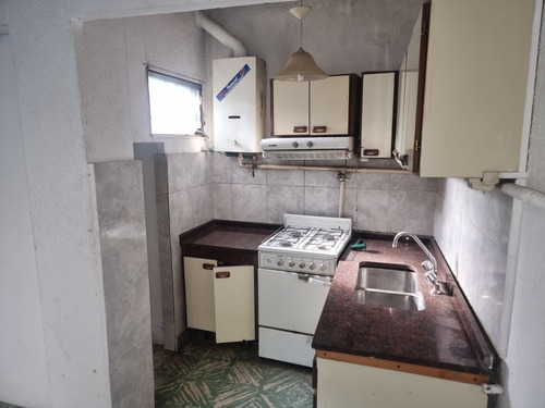 Dueño Vende Ph 2ambientes Con Cochera. Acepto Autos.