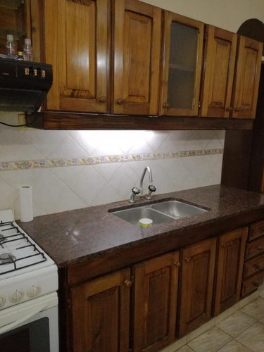 Casa En Alquiler - 2 Dormitorios 1 Baño - 90mts2- Manuel B Gonnet