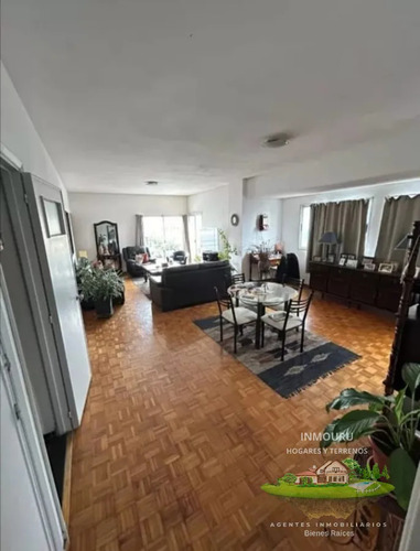 Venta De Lujoso Apartamento De 3 Dormitorios En El Centro