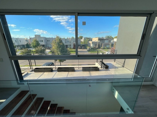 Imagen 27 de 30 de Venta Casa A Estrenar En Ayres Plaza - Pilar