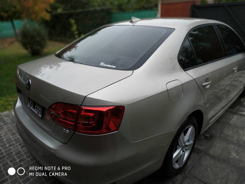 Volkswagen Vento 2.5 Luxury