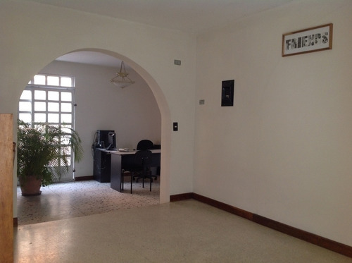 Imagen 7 de 20 de Casa Comercial De Dos Plantas En Venta, Sector San José De Tarbes437663