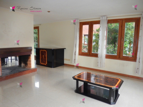 Casa En Venta En La Zona De Lugano- Ref: 9724
